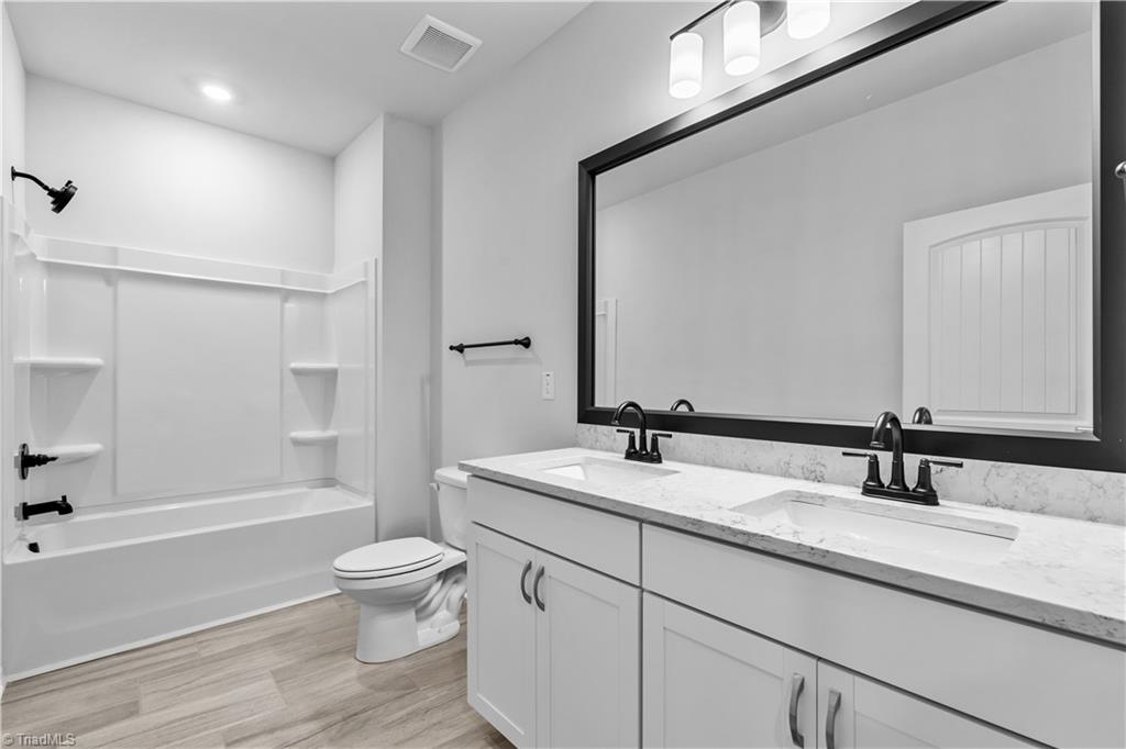 2094 Harris Farm Court Property Photo 25