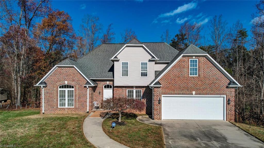 206 Pine Hill Court Property Photo 7