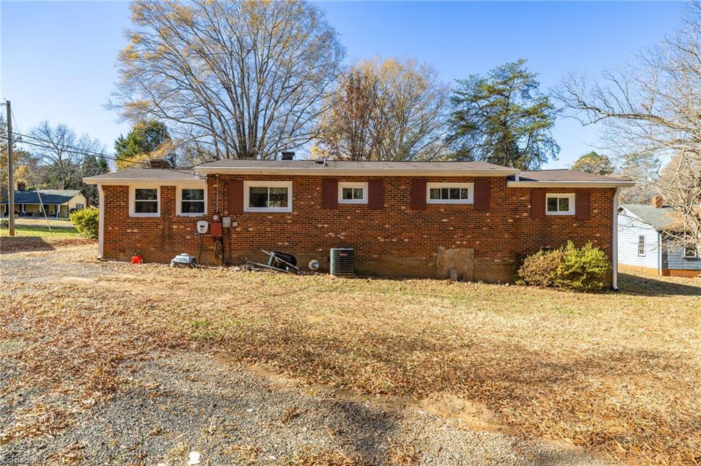 103 Hanna Street Property Photo 32
