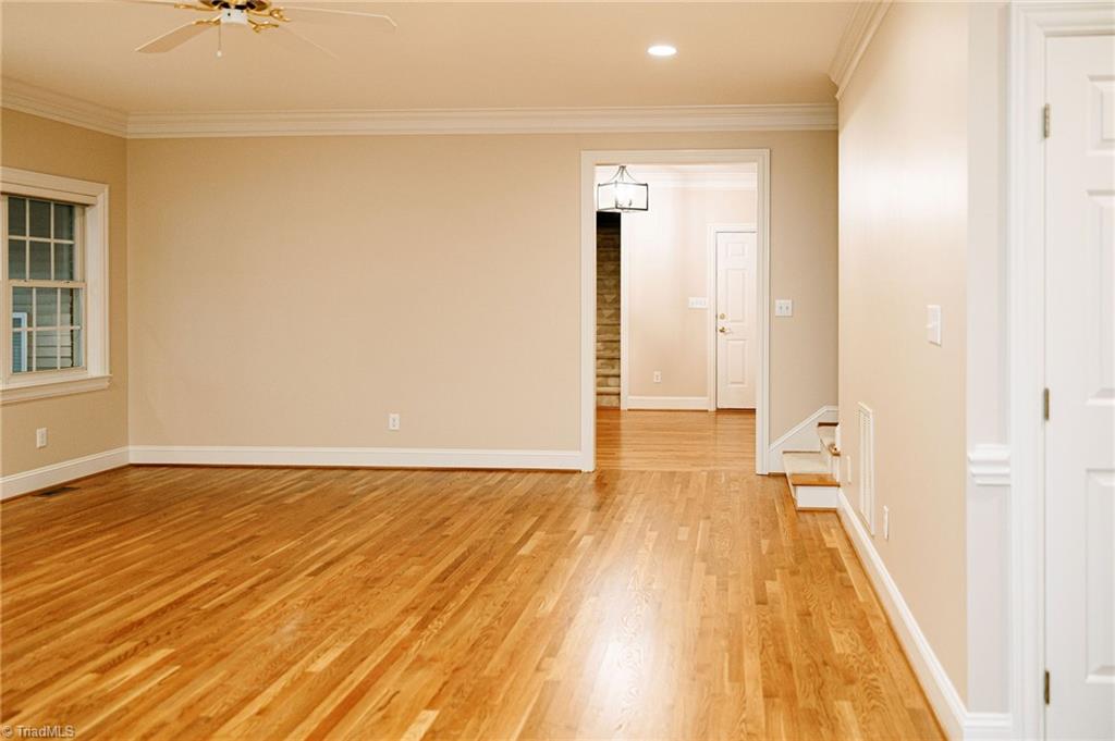 6104 Morganshire Drive Property Photo 11