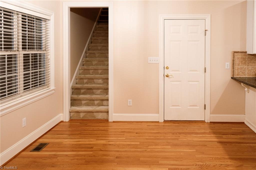 6104 Morganshire Drive Property Photo 13