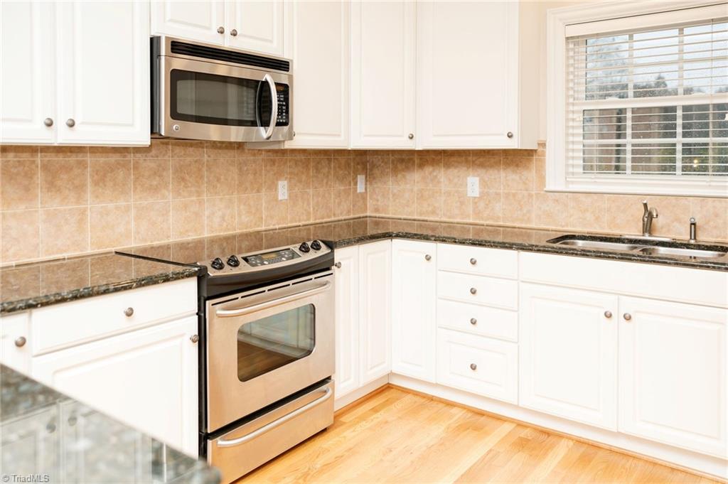 6104 Morganshire Drive Property Photo 15