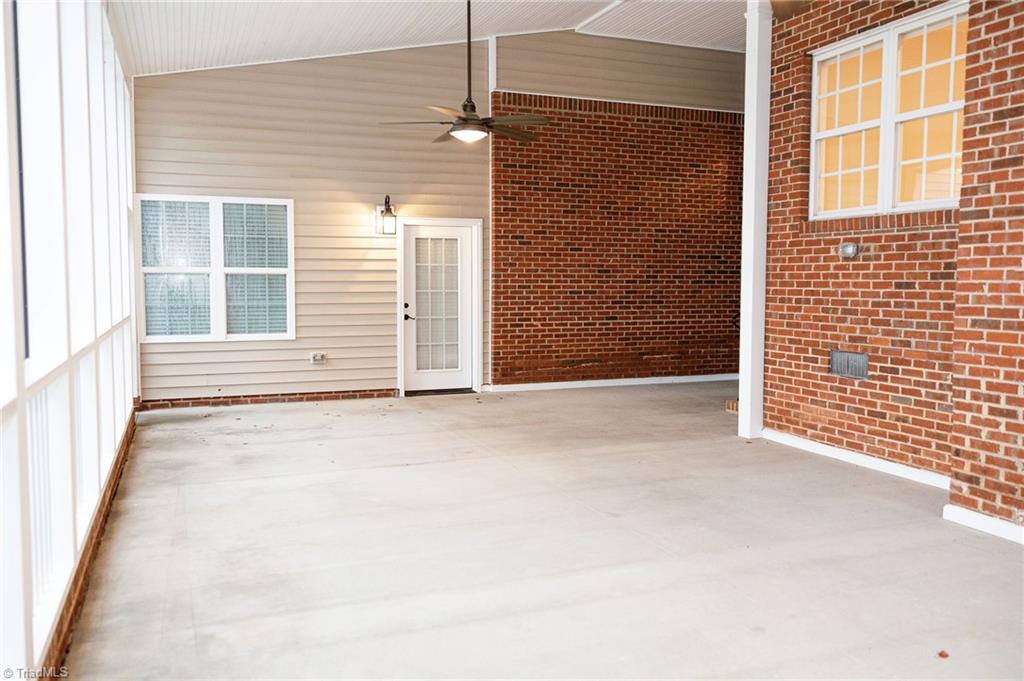 6104 Morganshire Drive Property Photo 40