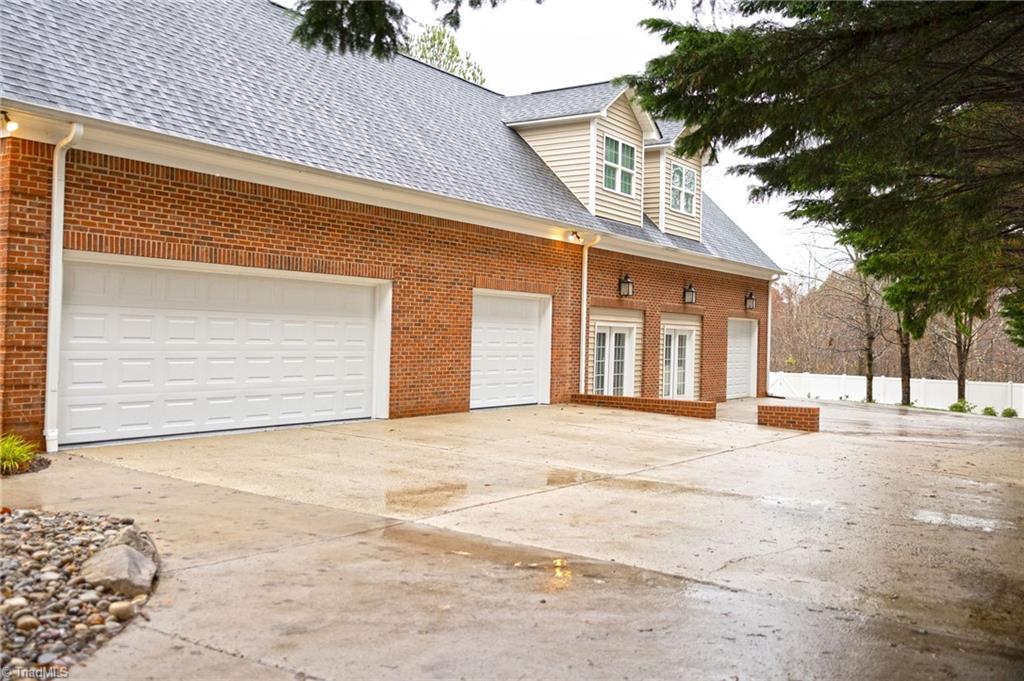 6104 Morganshire Drive Property Photo 45
