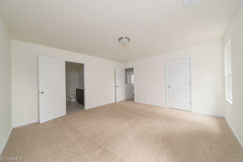 6055 Stanleyville Drive Property Photo 11