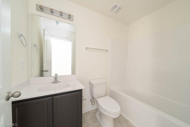 6055 Stanleyville Drive Property Photo 15