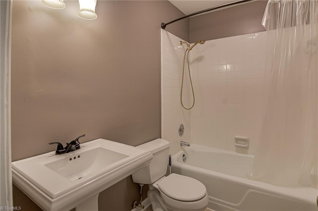 114 Ben Nevis Drive Property Photo 22
