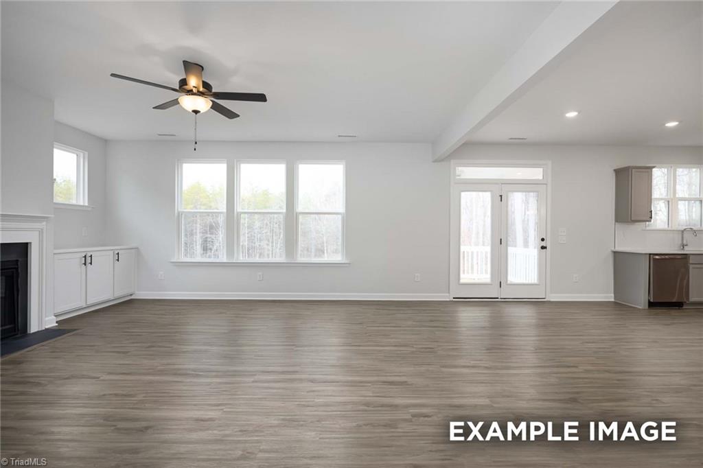 409 Reinsman Court Property Photo 13