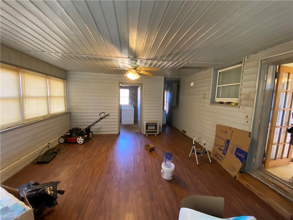 888 Klondike Road Property Photo 10