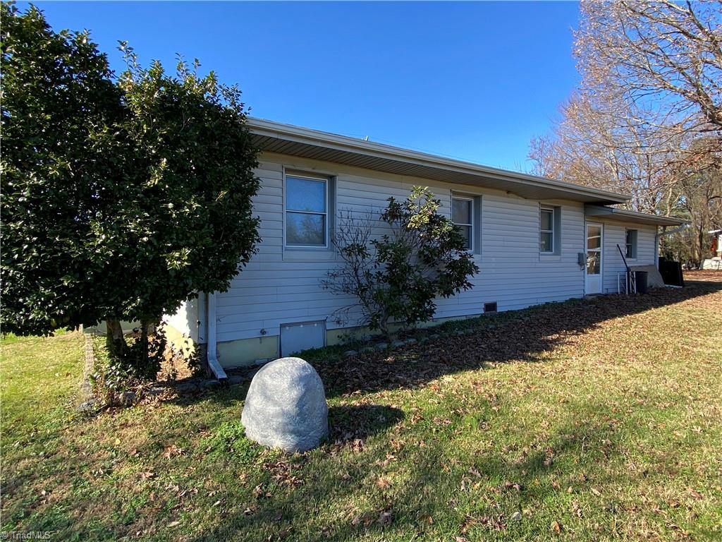 888 Klondike Road Property Photo 17