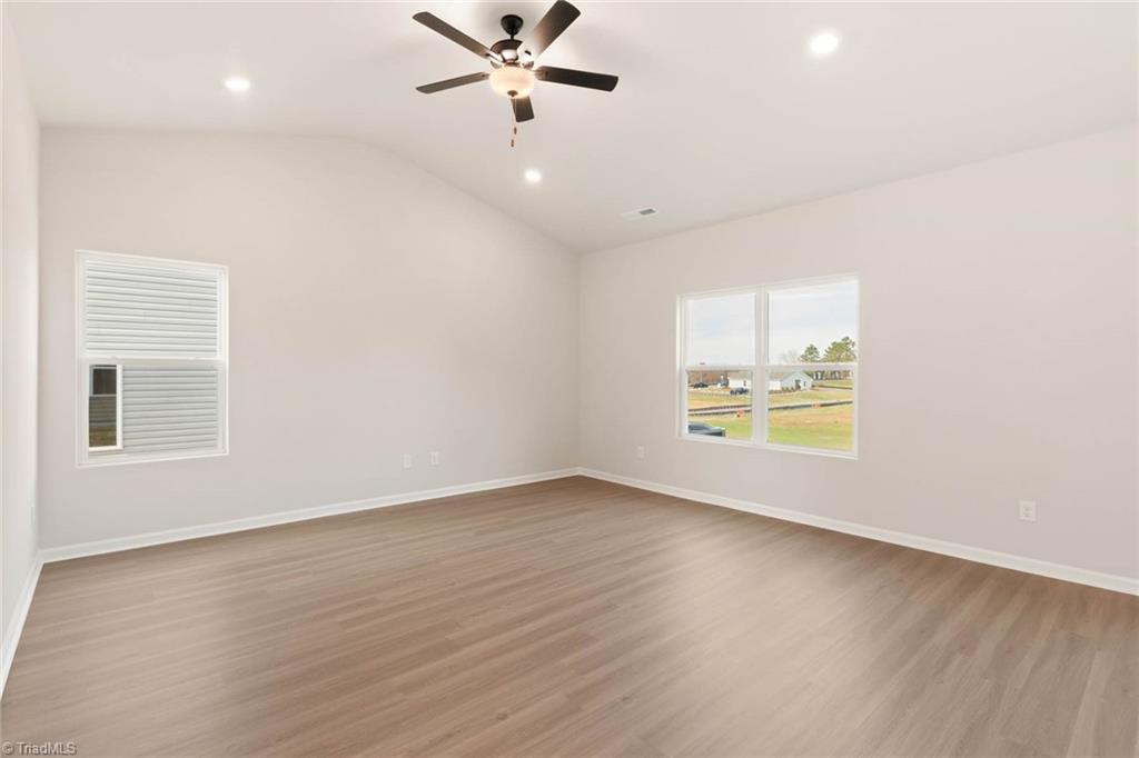 304 Dixieland Court Property Photo 22