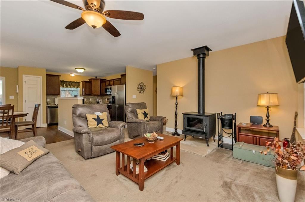 128 Golden Trout Drive Property Photo 12