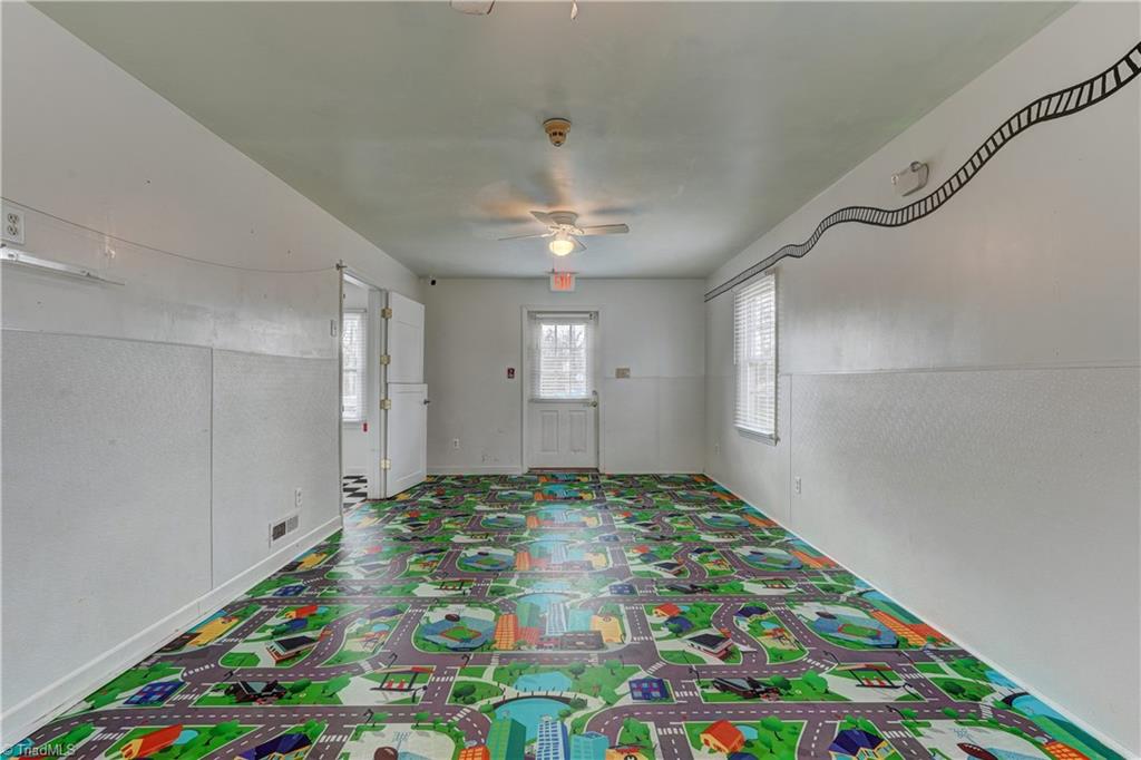 1806 Vance Street Property Photo 10