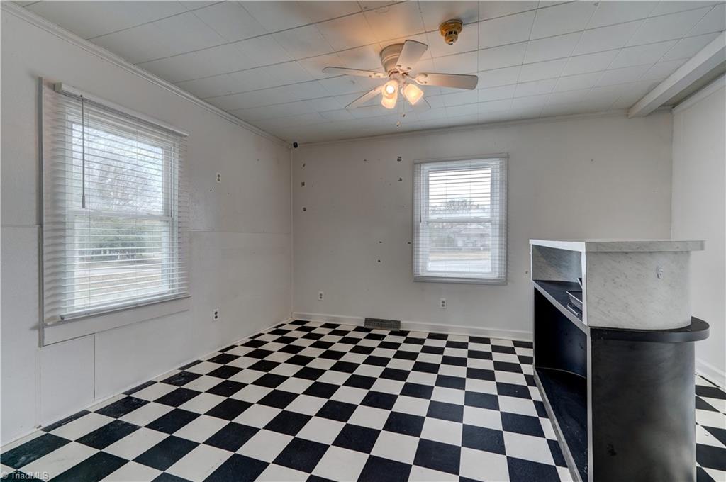 1806 Vance Street Property Photo 12