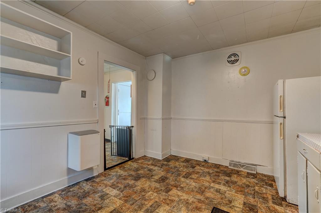 1806 Vance Street Property Photo 16