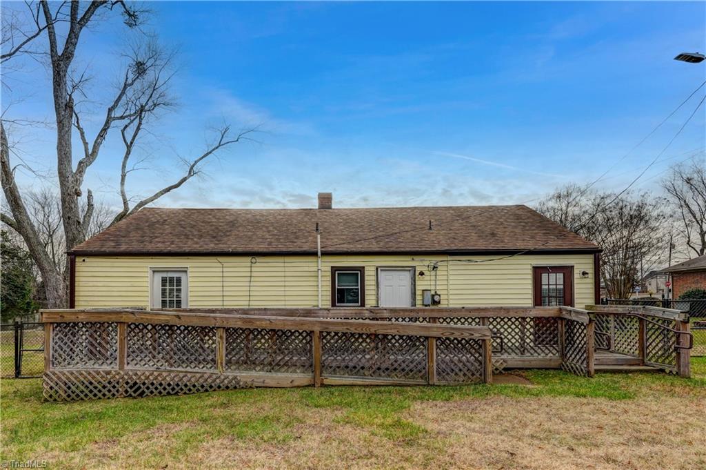 1806 Vance Street Property Photo 29