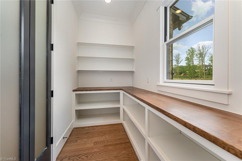 8800 Knoll Creek Court Property Photo 16