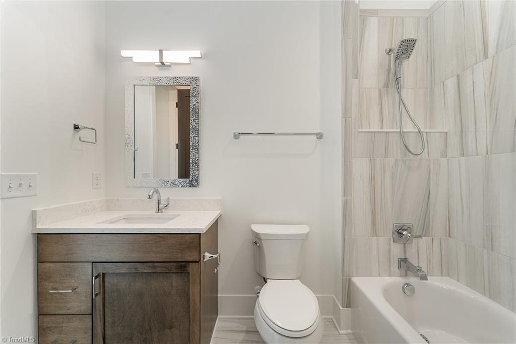 8800 Knoll Creek Court Property Photo 19