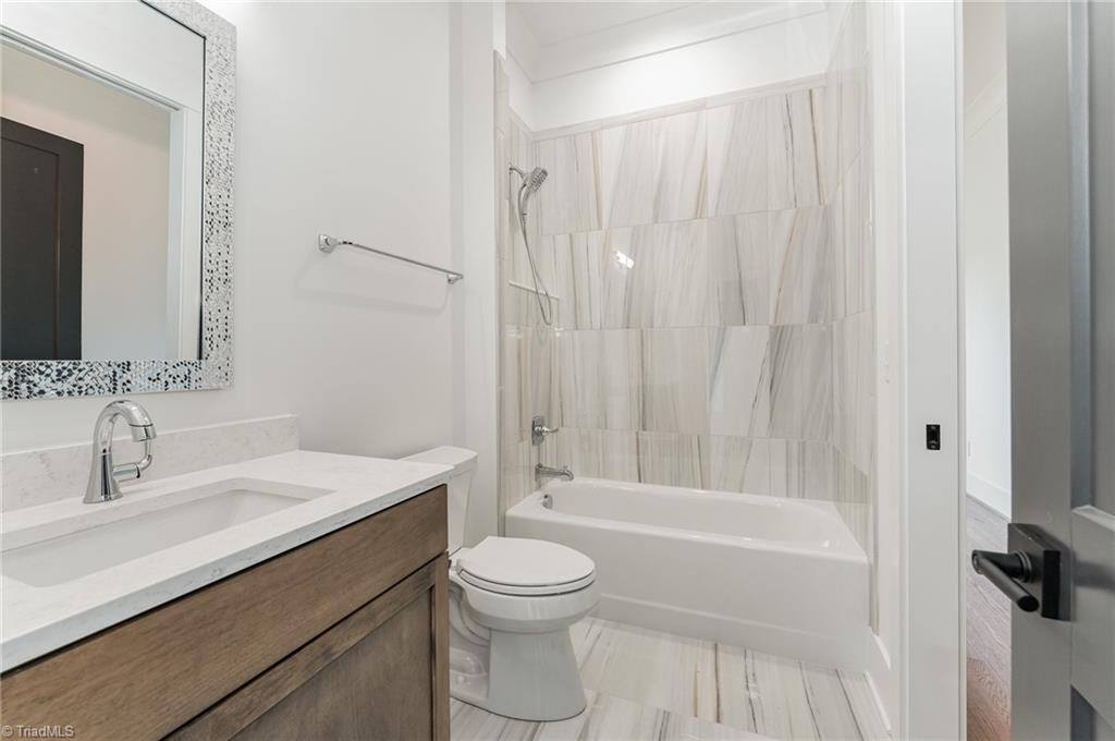 8800 Knoll Creek Court Property Photo 21
