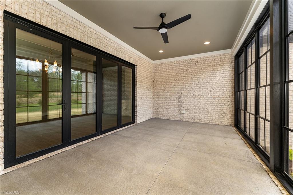 8800 Knoll Creek Court Property Photo 39