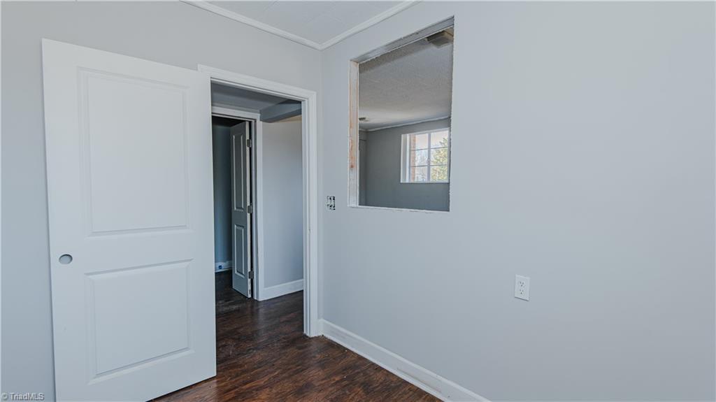 3043 W Us Highway 158 Property Photo 8