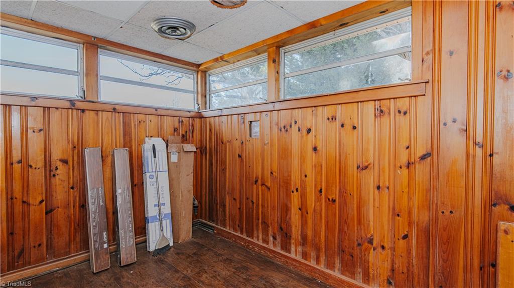 3043 W Us Highway 158 Property Photo 19