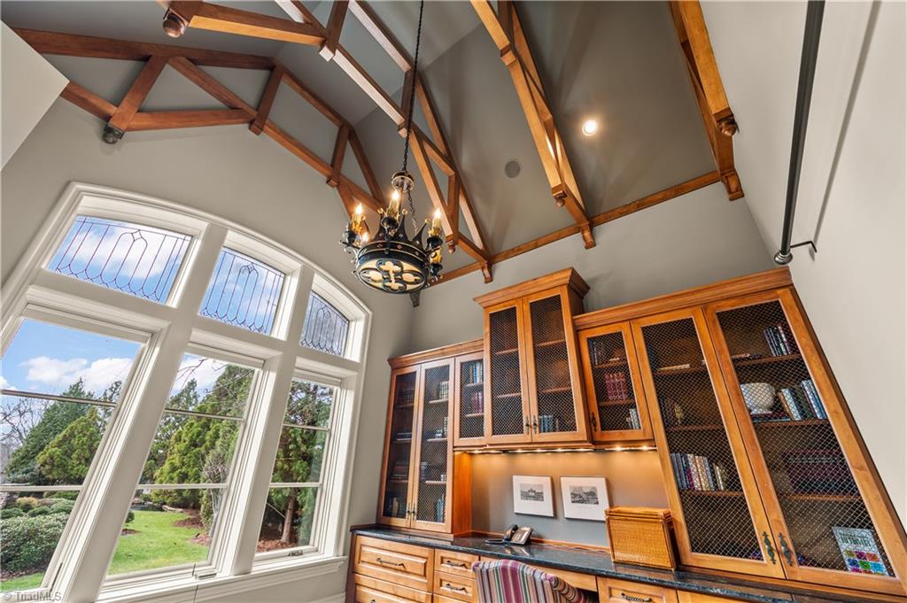 4089 Rolling Knoll Cove Property Photo 7