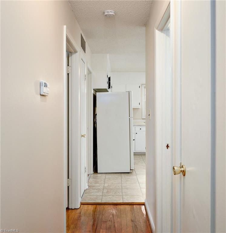 1337 Tredwell Drive Property Photo 10