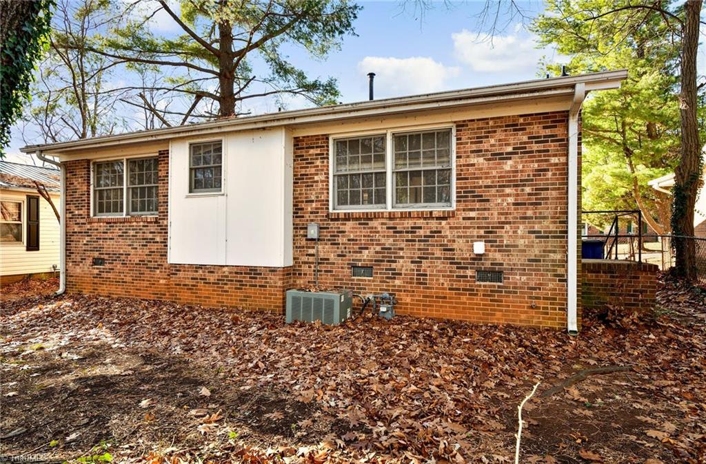 1337 Tredwell Drive Property Photo 12