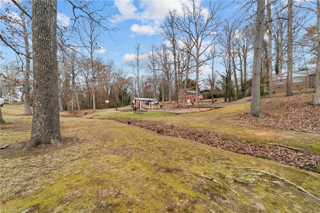822 Glenwood Road Property Photo 20