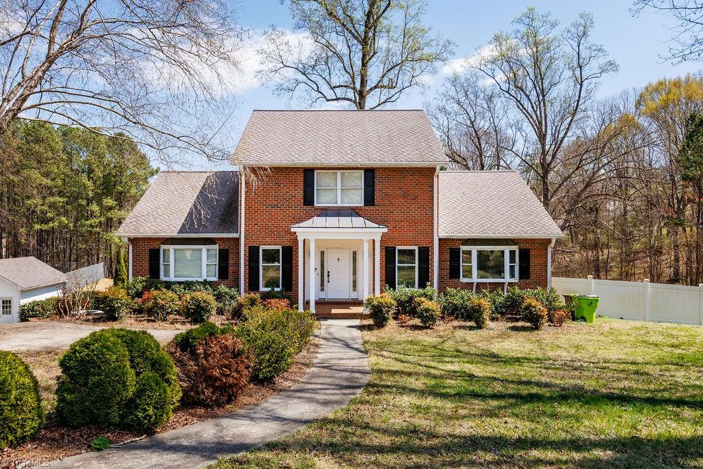 2611 Burke Farm Road Property Photo 1