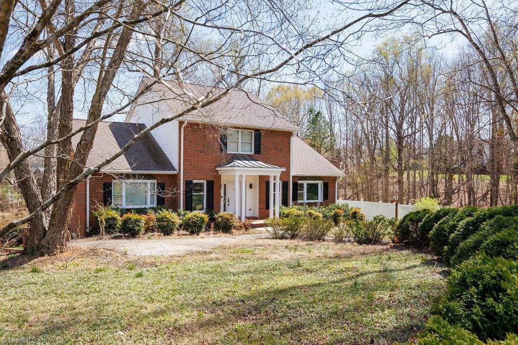 2611 Burke Farm Road Property Photo 2