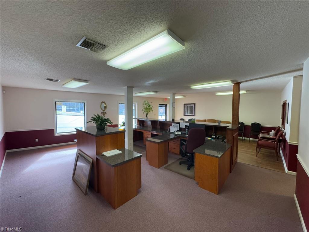 105 Winston Road Property Photo 5