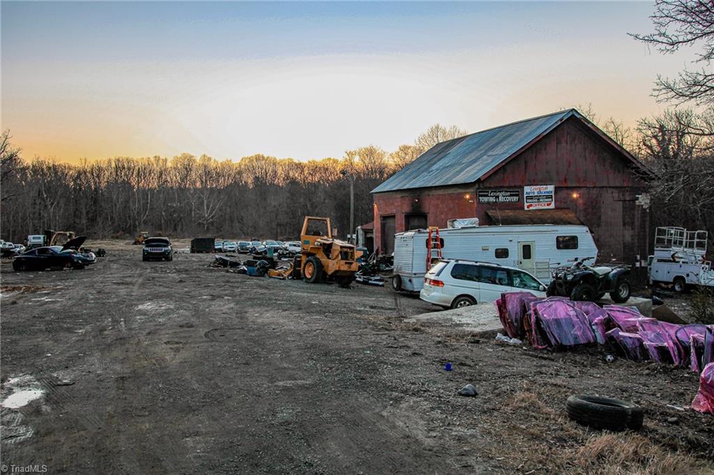 1526 Old Us Highway 64 Property Photo 2