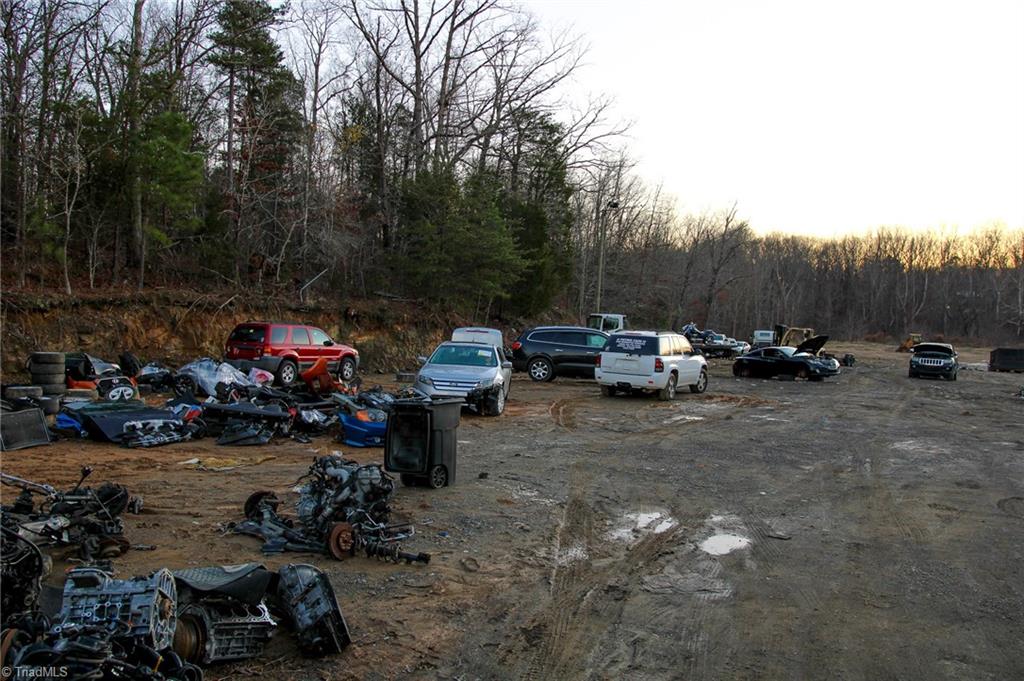 1526 Old Us Highway 64 Property Photo 4
