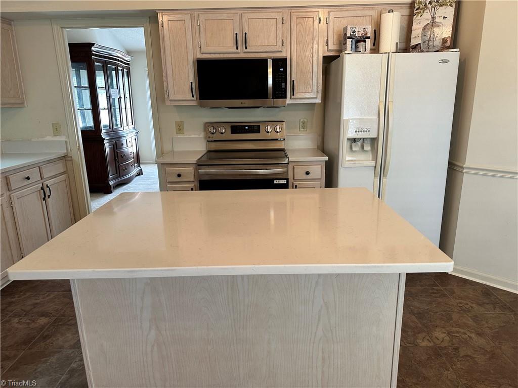 3973 Cobblestone Bend Drive Property Photo 6