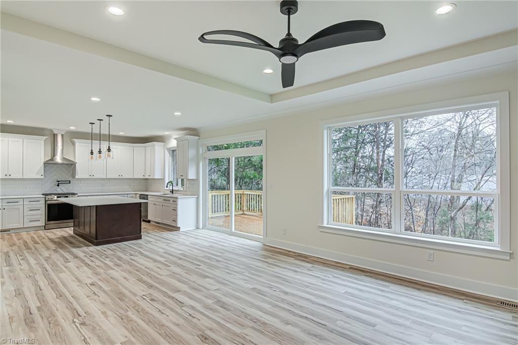 3787 Peony Way Property Photo 8