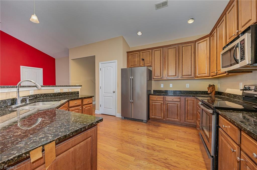 5069 Brian Center Lane Property Photo 10