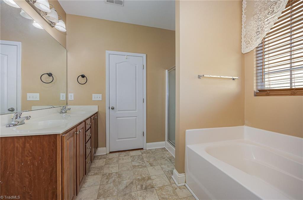 5069 Brian Center Lane Property Photo 15