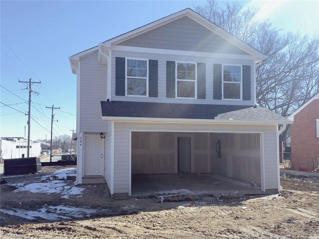 204 S Beaumont Avenue Property Photo 1