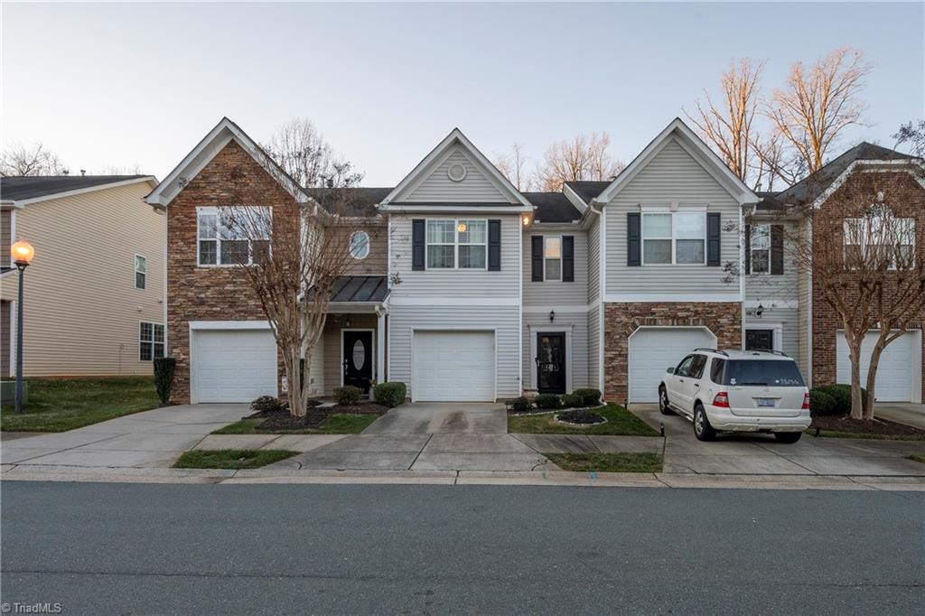 2271 Hartfield Circle Property Photo 1