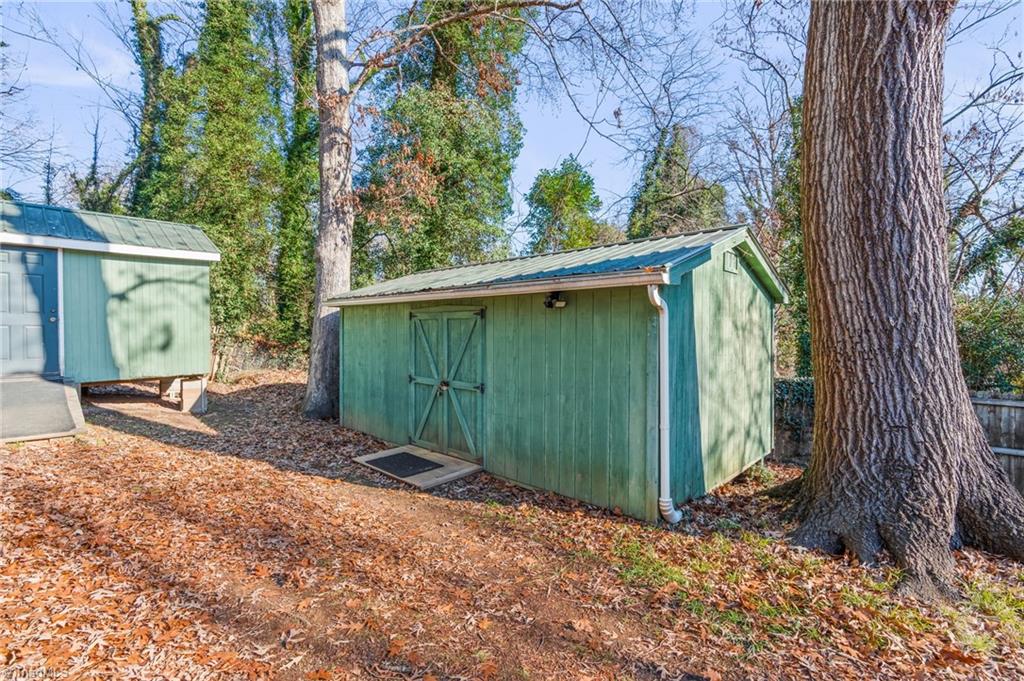 531 Farriss Avenue Property Photo 40