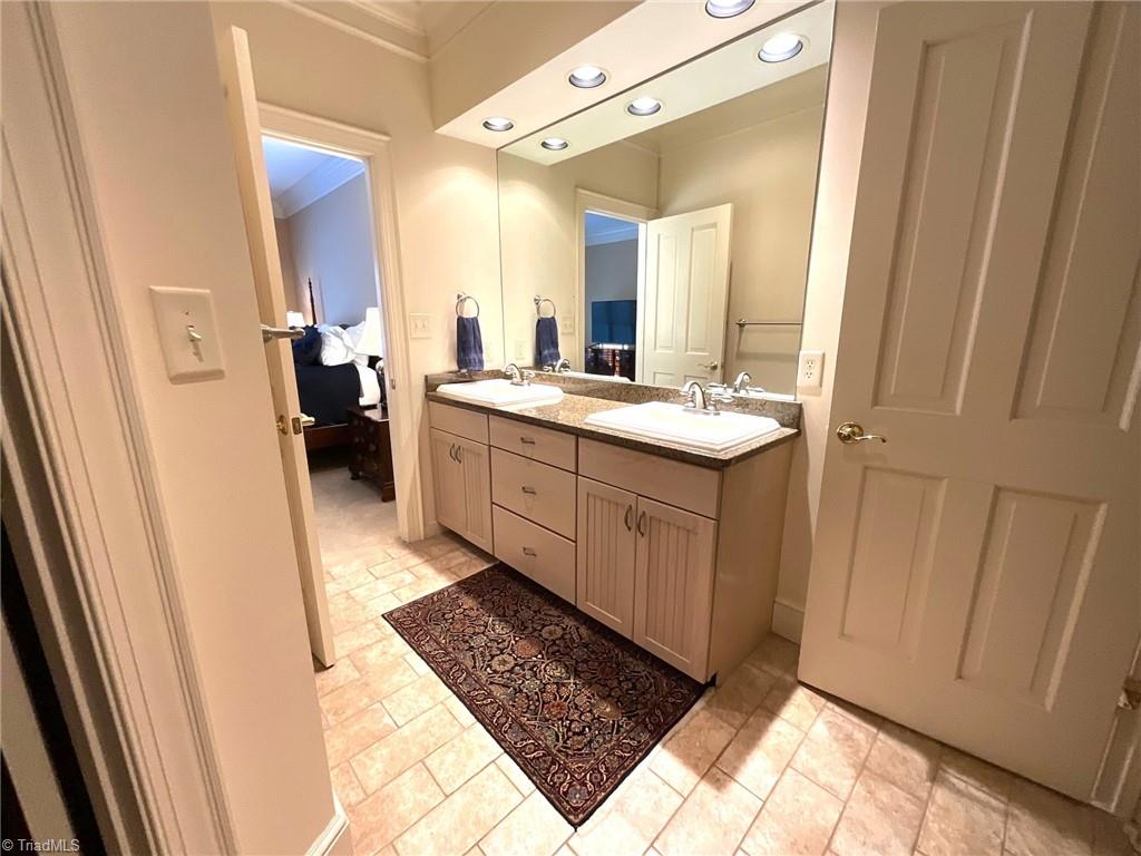 202 W Harris Place Property Photo 21