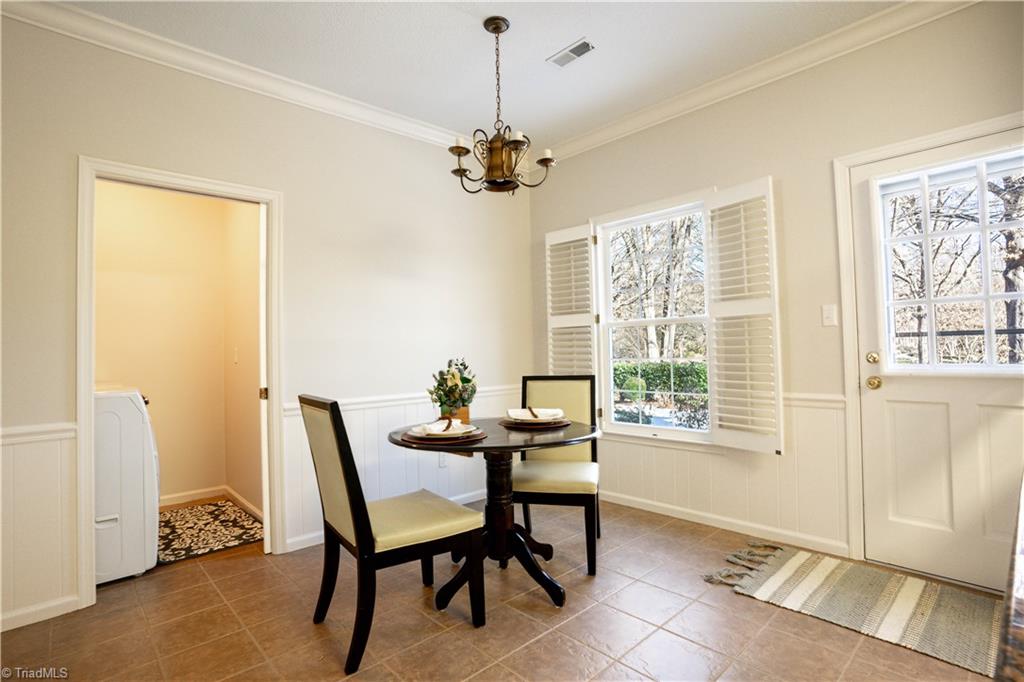 3410 Northline Avenue # B Property Photo 8