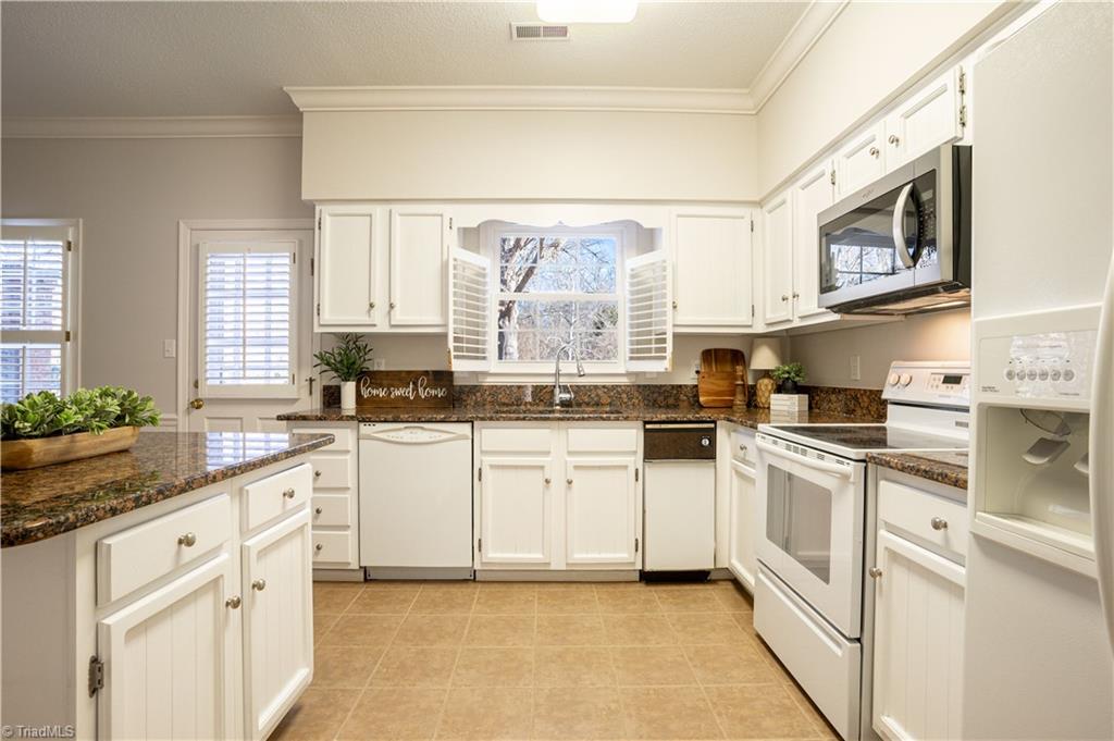 3410 Northline Avenue # B Property Photo 12