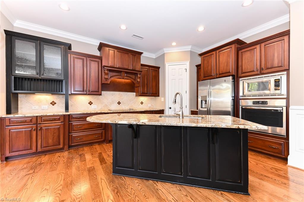 38 Midland Park Lane Property Photo 12