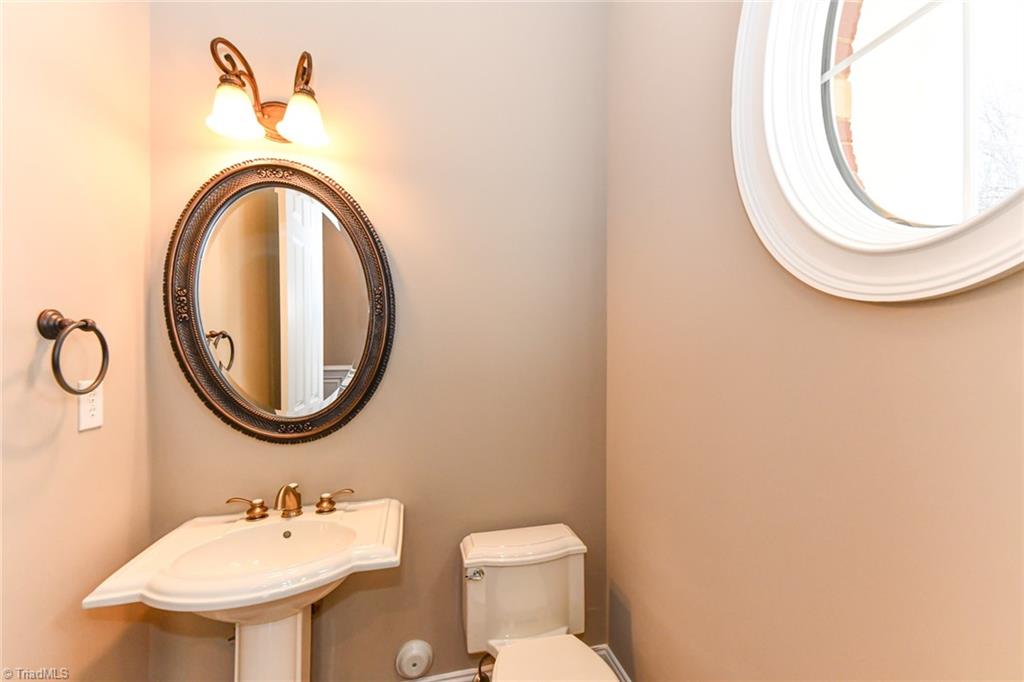 38 Midland Park Lane Property Photo 20
