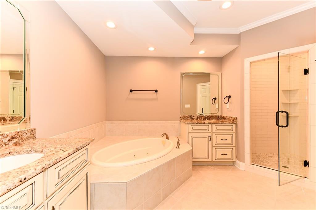 38 Midland Park Lane Property Photo 36