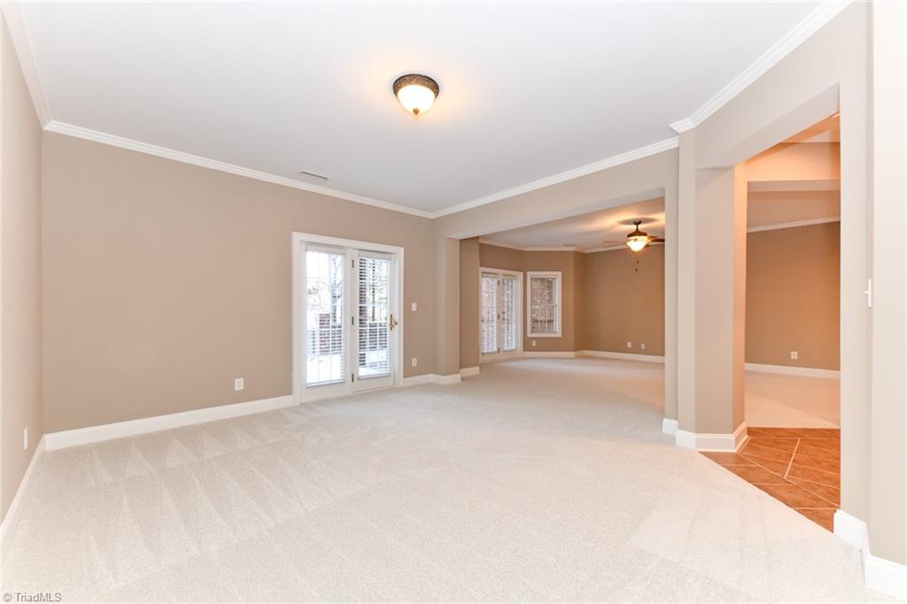 38 Midland Park Lane Property Photo 45