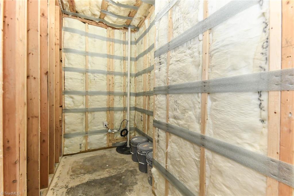 38 Midland Park Lane Property Photo 49